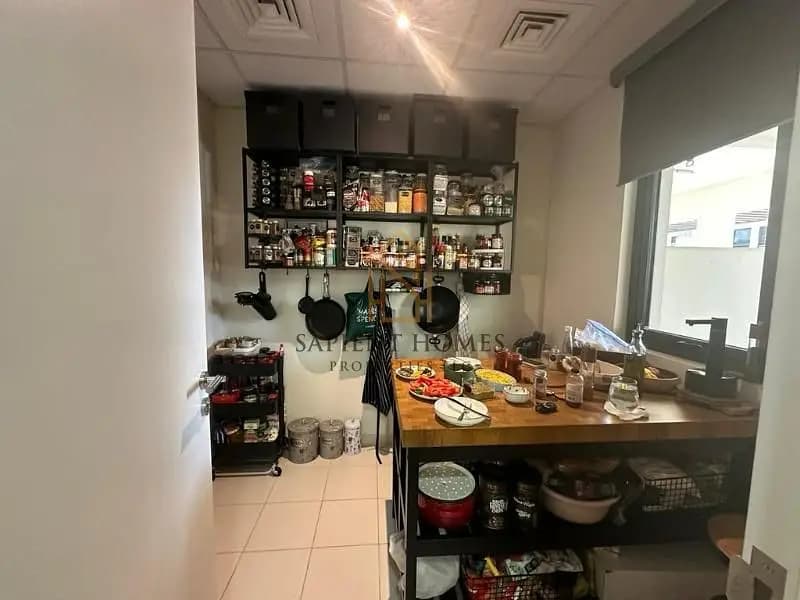 Exclusive | Vacant | R2-MB Layout | Single Row